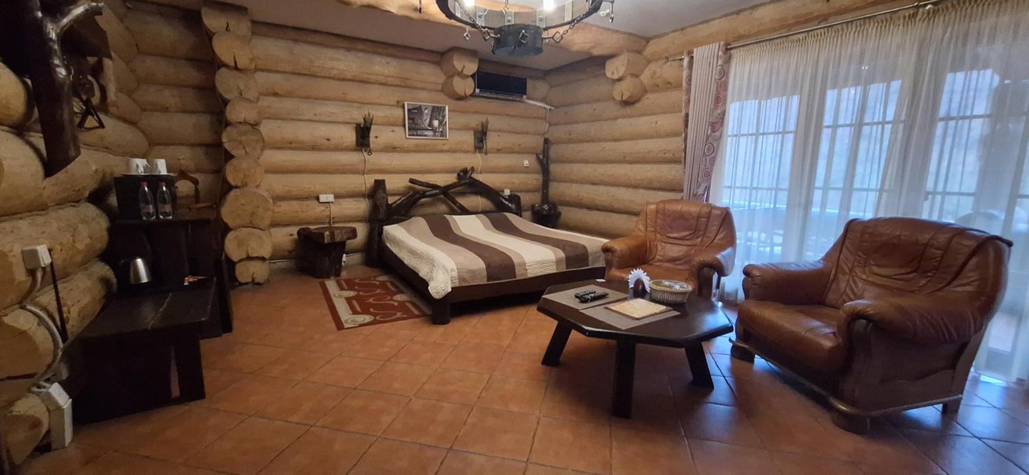 Hotel Фільварок Кмитів à Velyki Kosharishcha Extérieur photo